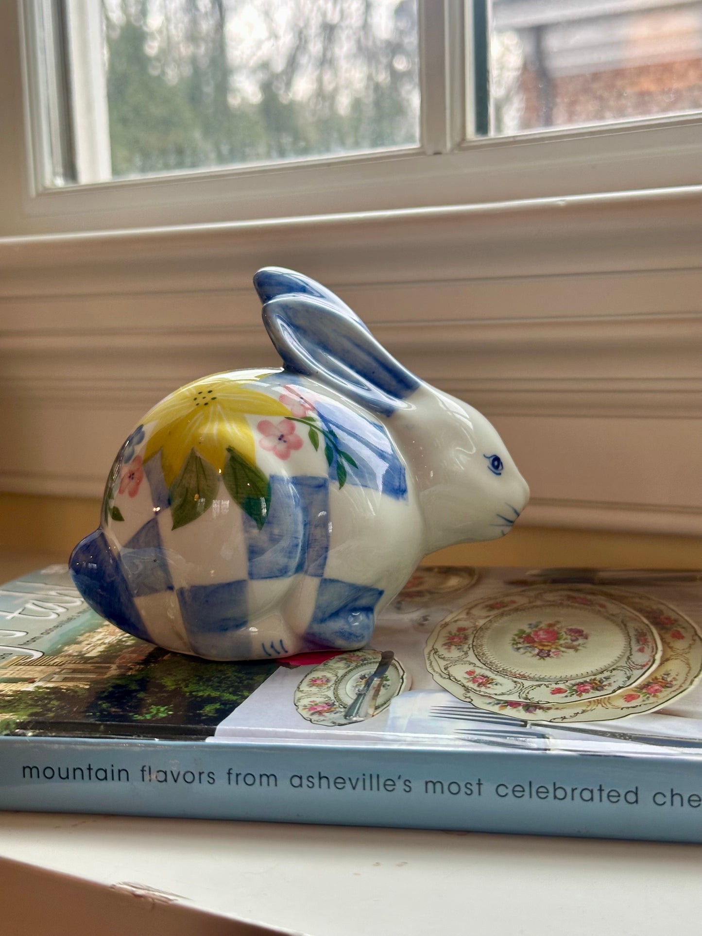 vintage painted porcelain bunny