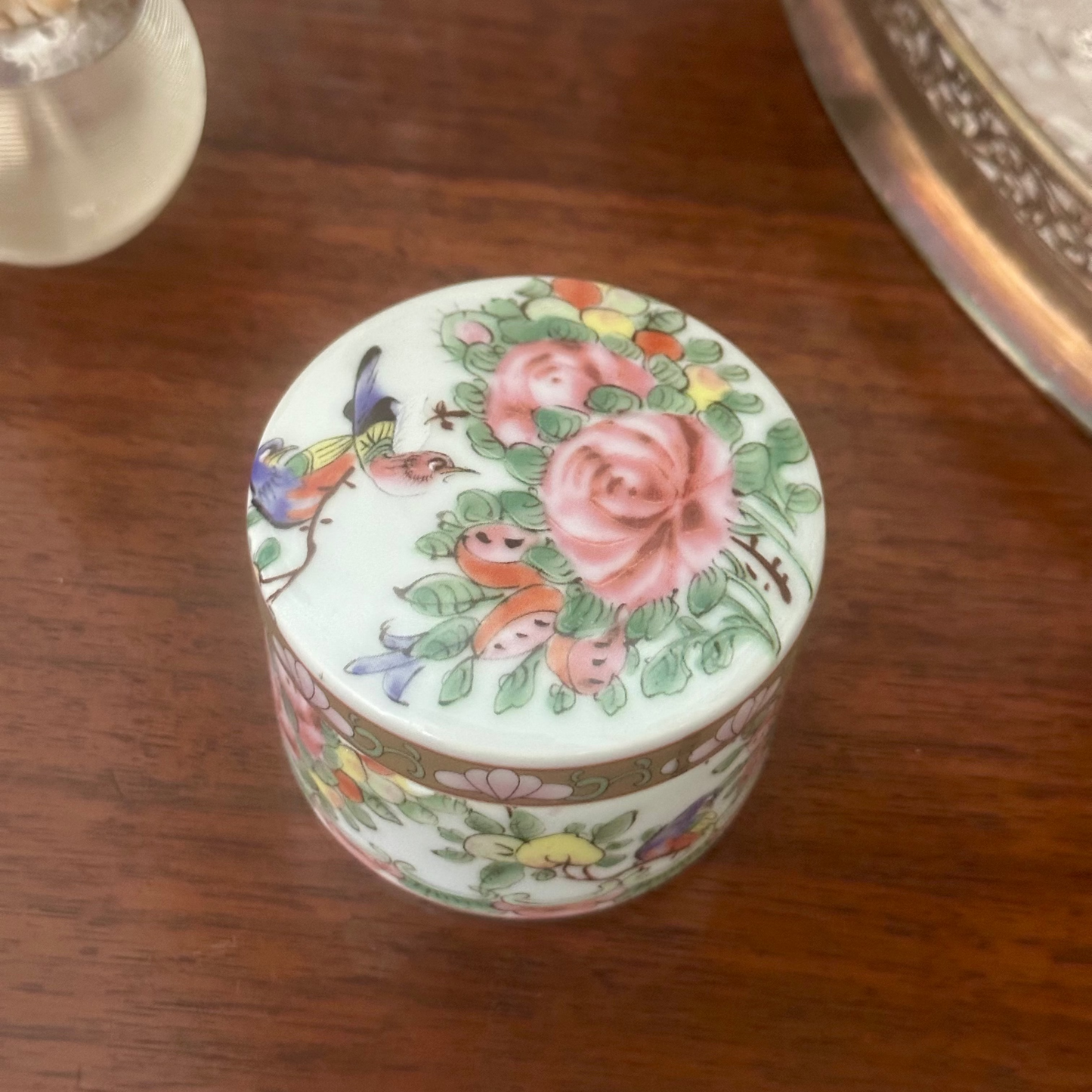 2" Hand-made Rose Medallion Porcelain Box