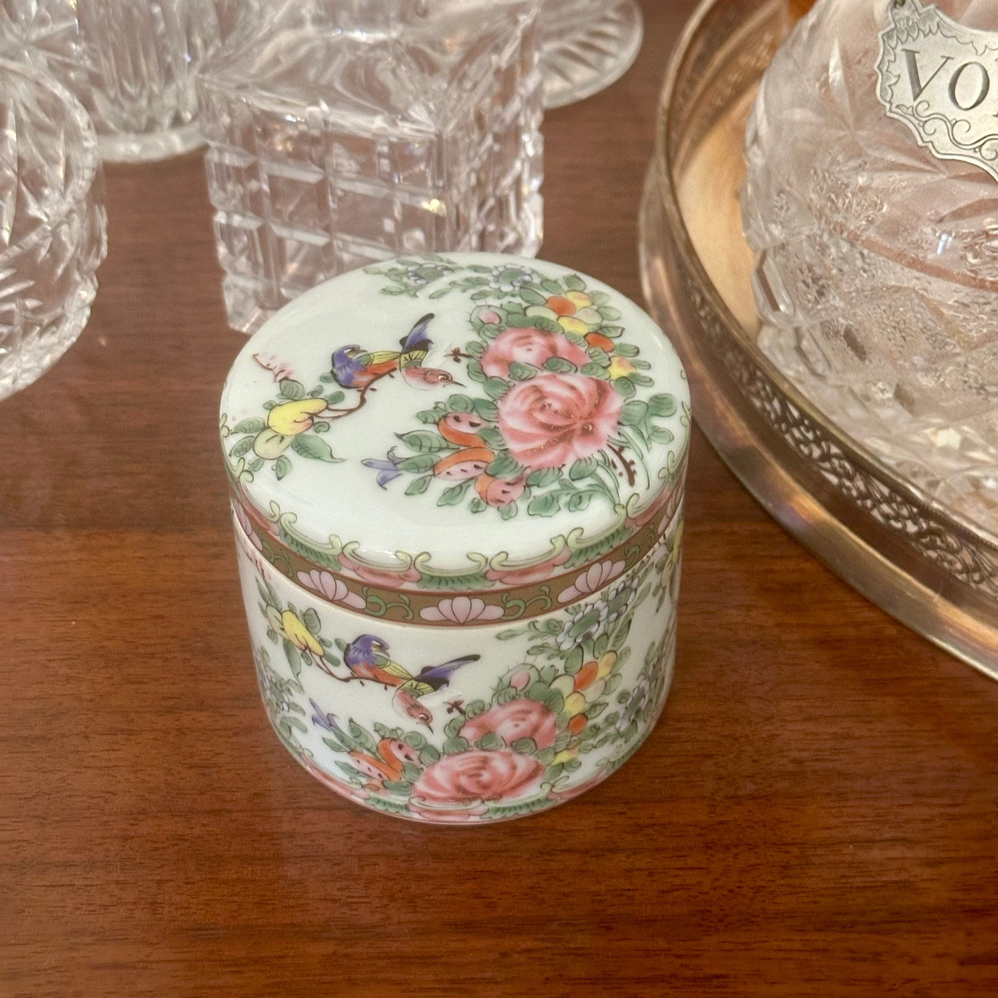 3" Hand-made Rose Medallion Porcelain Box
