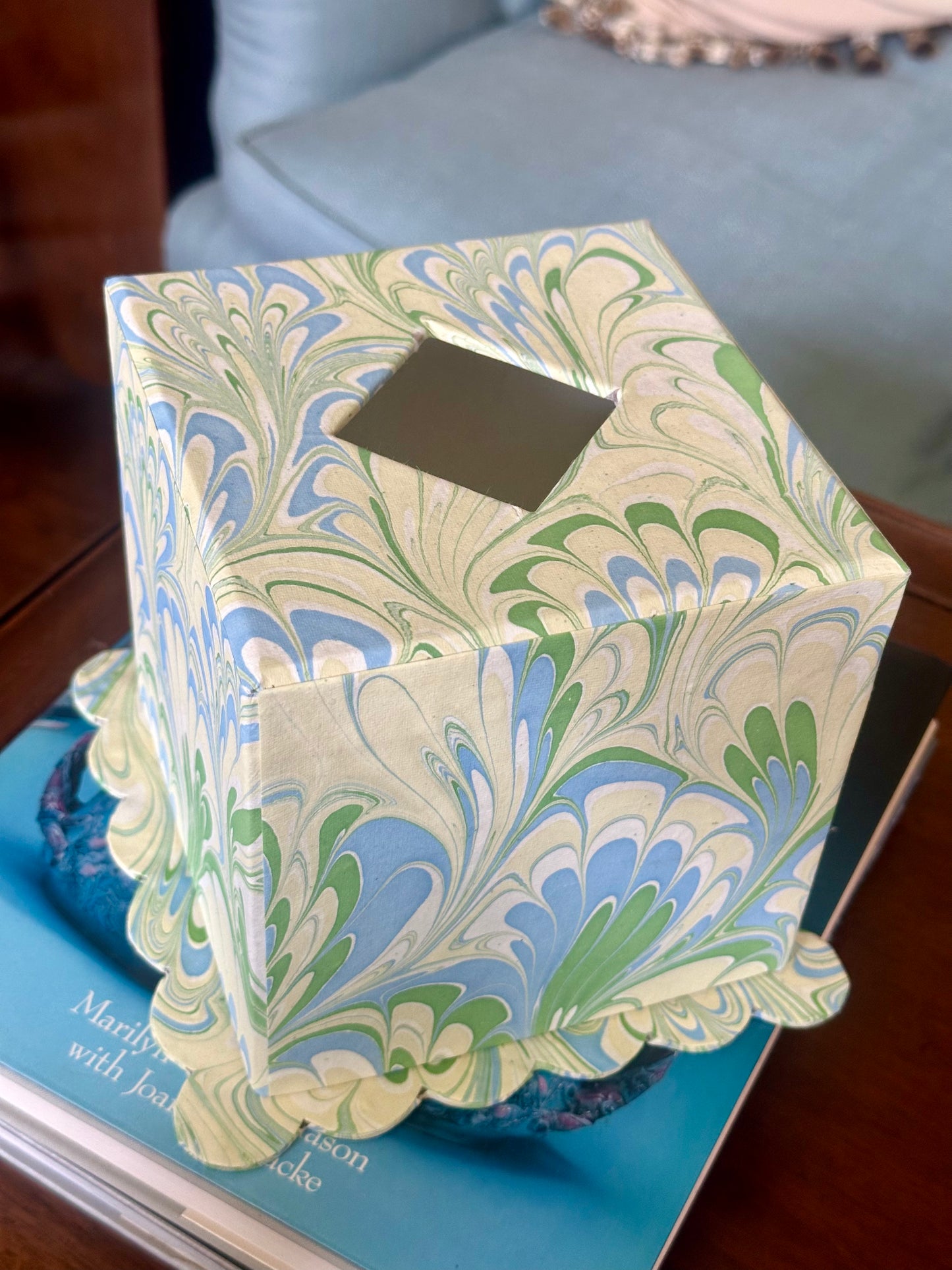 Hand-Marbled Scallop Tissue Box Cover in Seaglass Peacock