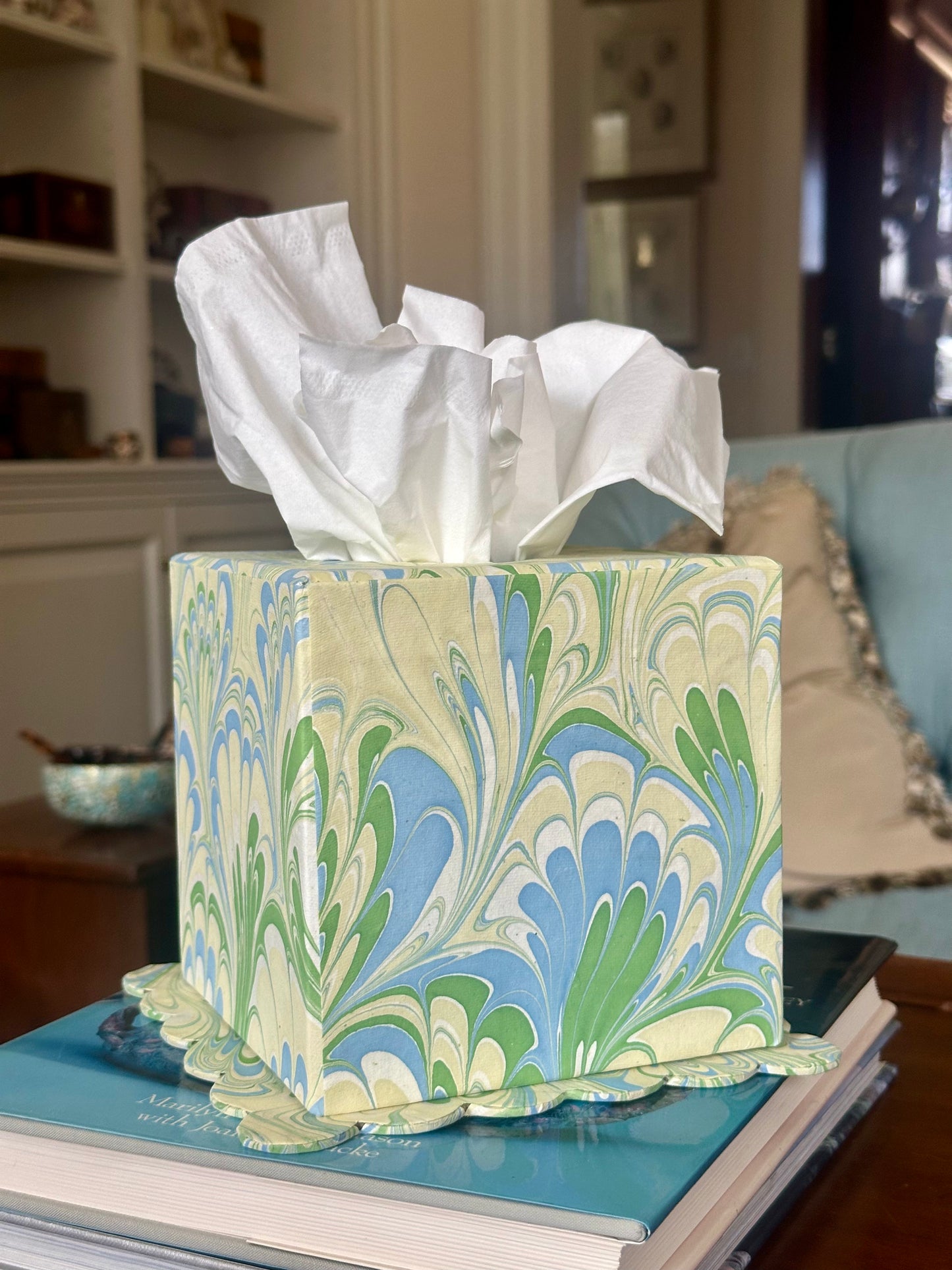 Hand-Marbled Scallop Tissue Box Cover in Seaglass Peacock