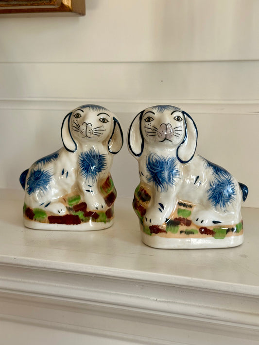 Staffordshire Style Bunnies, Blue
