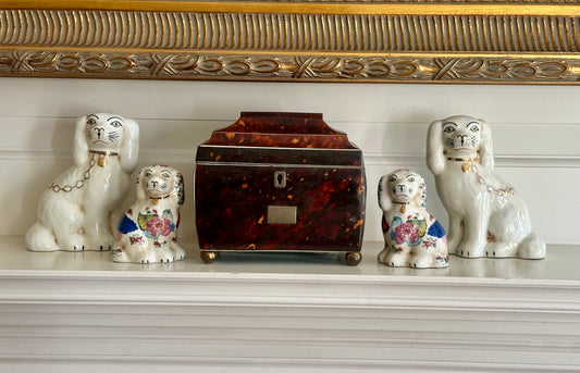 Staffordshire Style Dogs, Tabacco Leaf 